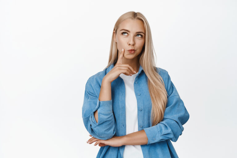 Что лучше: шугаринг или лазерная эпиляция